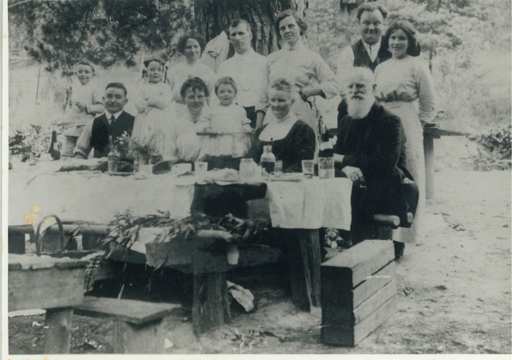 Picnic at Ferntree Gully Front Row from left. George Martin, Annie Veronica Annie Martin Rita Martin Annie Stahl Dan O Neill